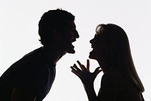 argue - stale love 10 Signs of Stale Love